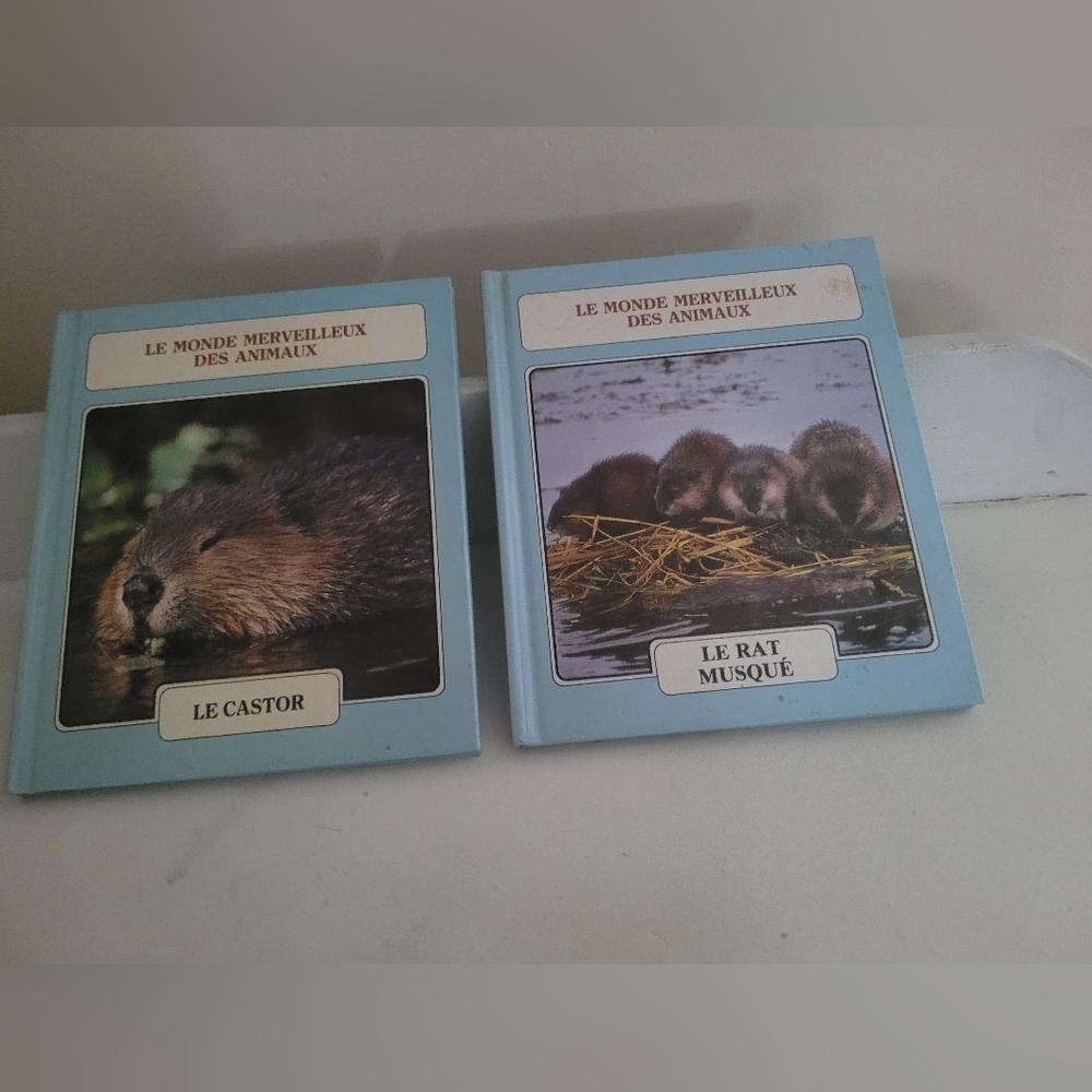 Le Monde Merveilleux Des Animaux Book Set - Blue